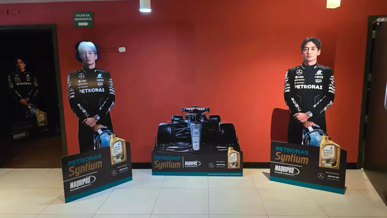dummies-petronas-premier-exclusiva-F1-the-movie-maquipos-automotriz