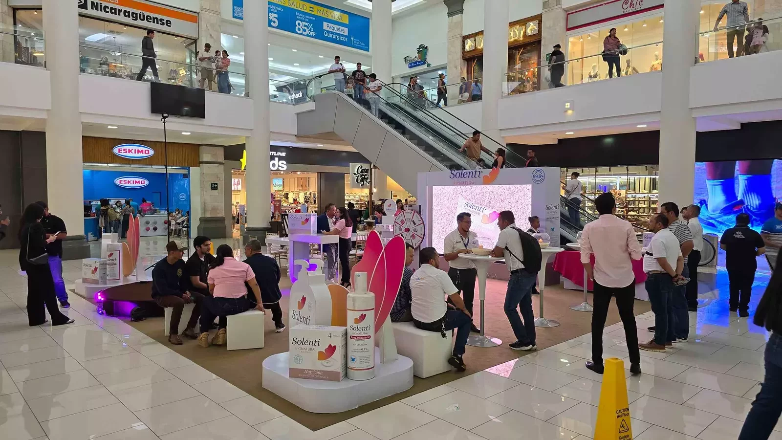 activación-de-marca-solenti-metrocentro